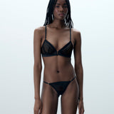 Flyn Brodert Set Svart